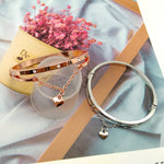 Popular style Popular Simple Love Roman numeral bracelet fringe peach heart bracelet Women's Korean Edition Fashion Jewelry
